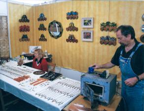 2001 Stand Jorge Garnelo-Díez y Cristina Zacchi / Zacchi Cipolla, Cristina / Garnelo-Díez Fraga, Jorge