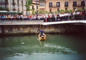 2003 Txalana en el río. Agote, Xabier