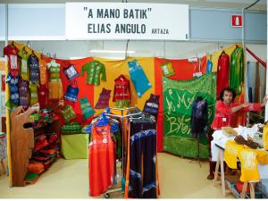 2007 Stand A Mano Batik / Angulo Martínez, Elías